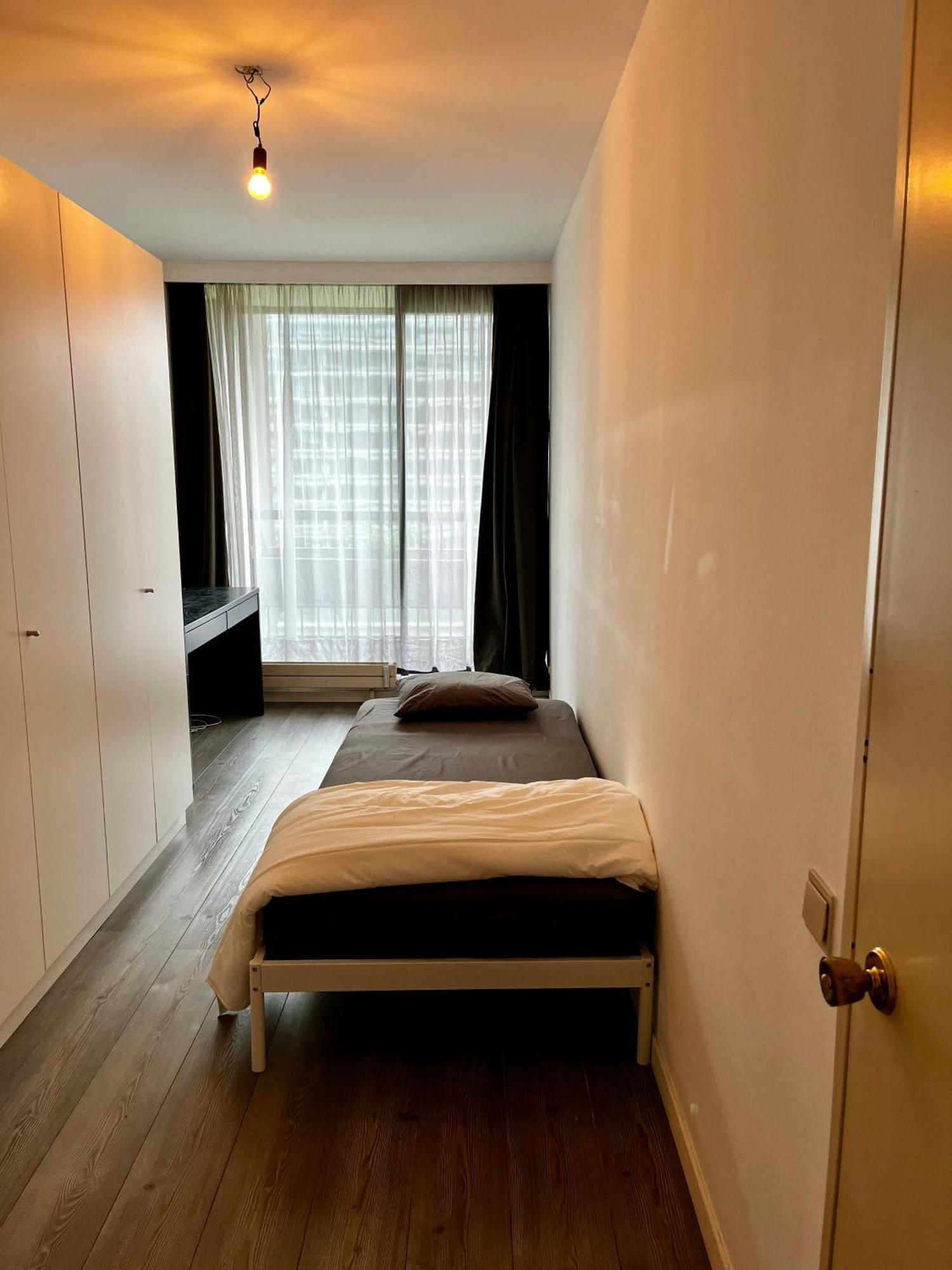 Big Apartment With Parking In Антверпен Екстер'єр фото