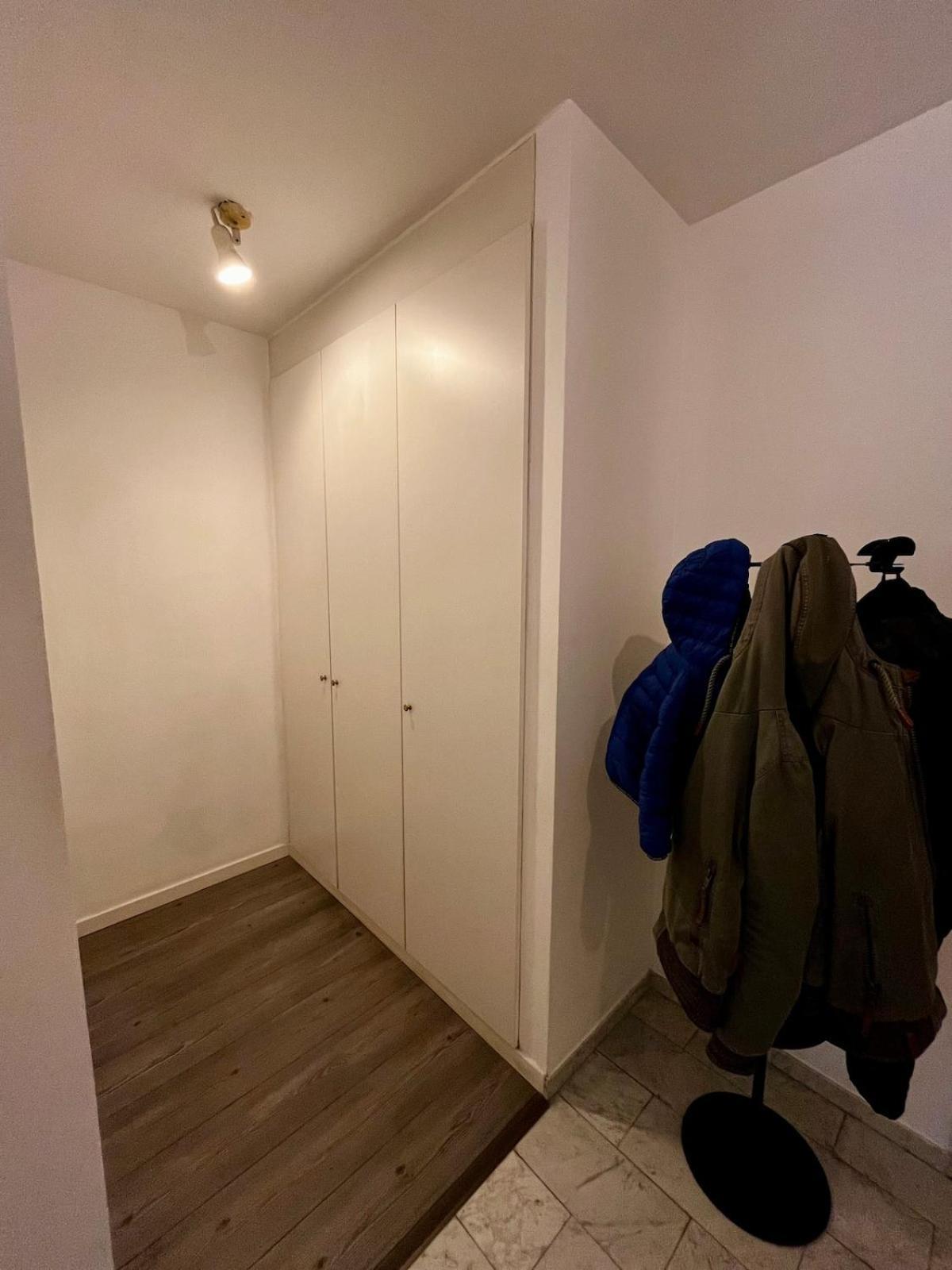 Big Apartment With Parking In Антверпен Екстер'єр фото