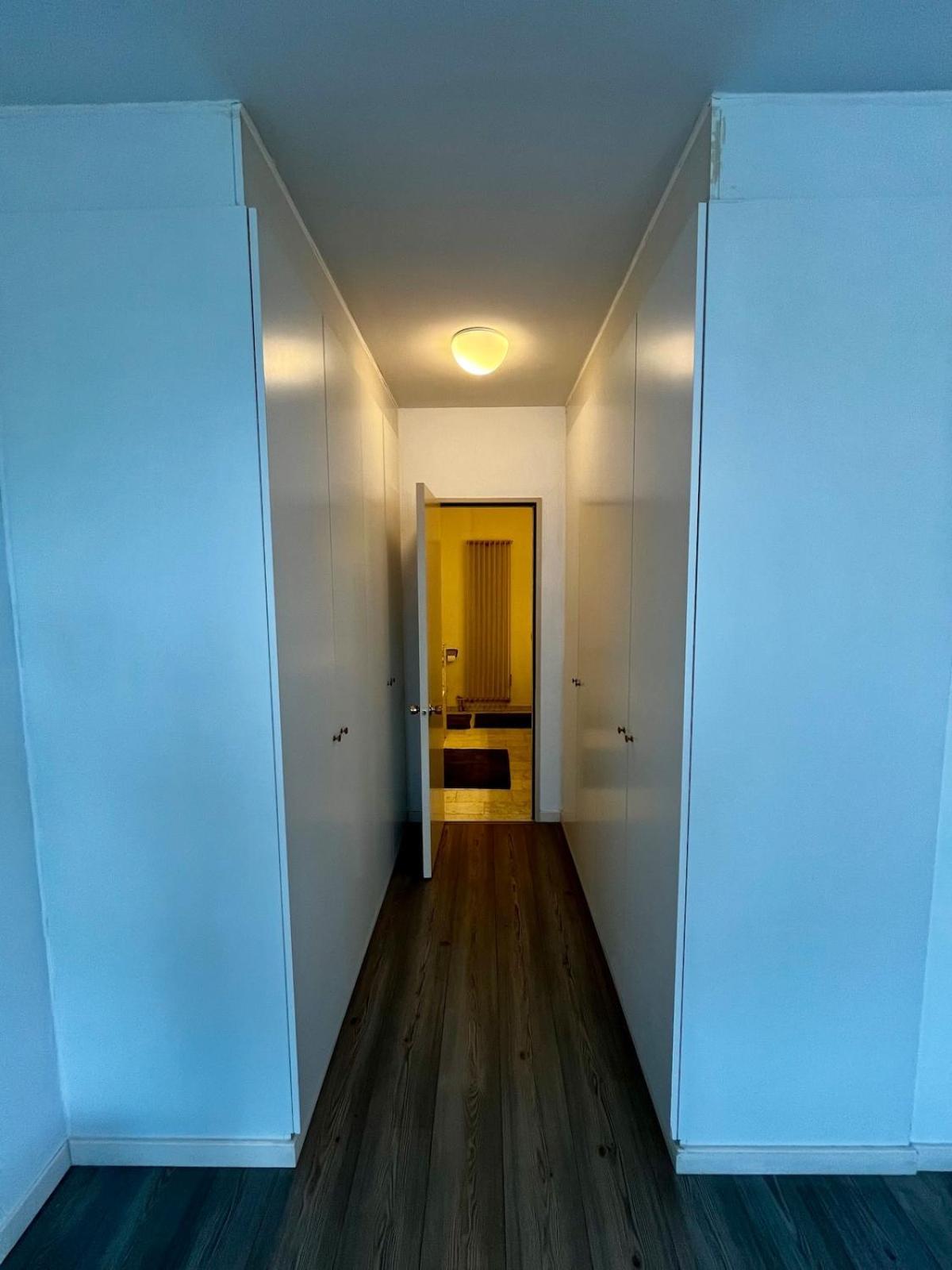 Big Apartment With Parking In Антверпен Екстер'єр фото